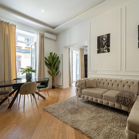 Aristocrat Chiaia Bridge Apartman Nápoly Kültér fotó