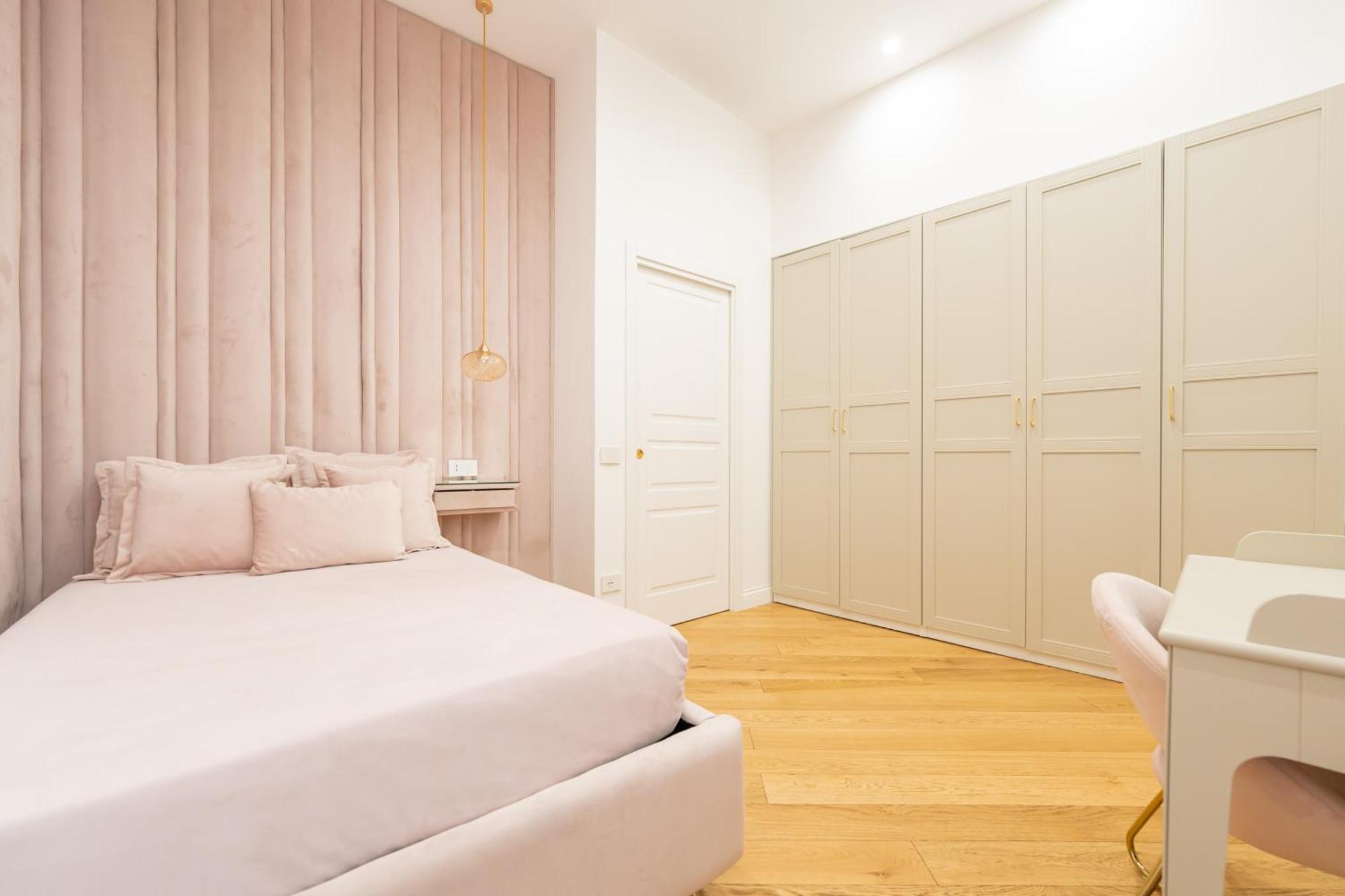 Aristocrat Chiaia Bridge Apartman Nápoly Kültér fotó